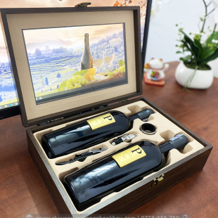 Set quà tặng hộp kính 2 chai rượu vang Ý Piero Bonnci